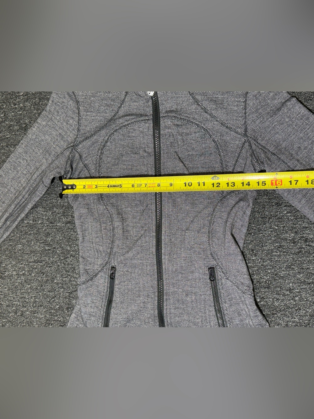 Lululemon Forme Jacket - Picture 6 of 9